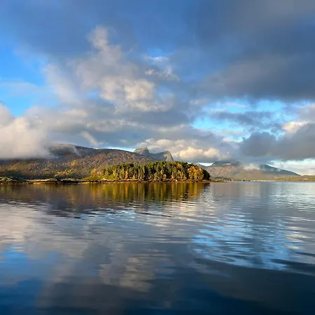 Efjord And Stetind - Ocean *