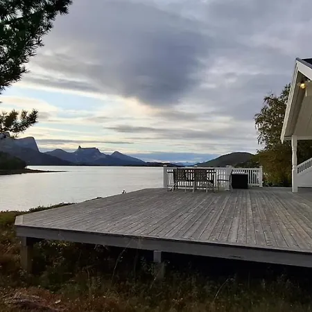 Efjord And Stetind - Ocean Holiday home *